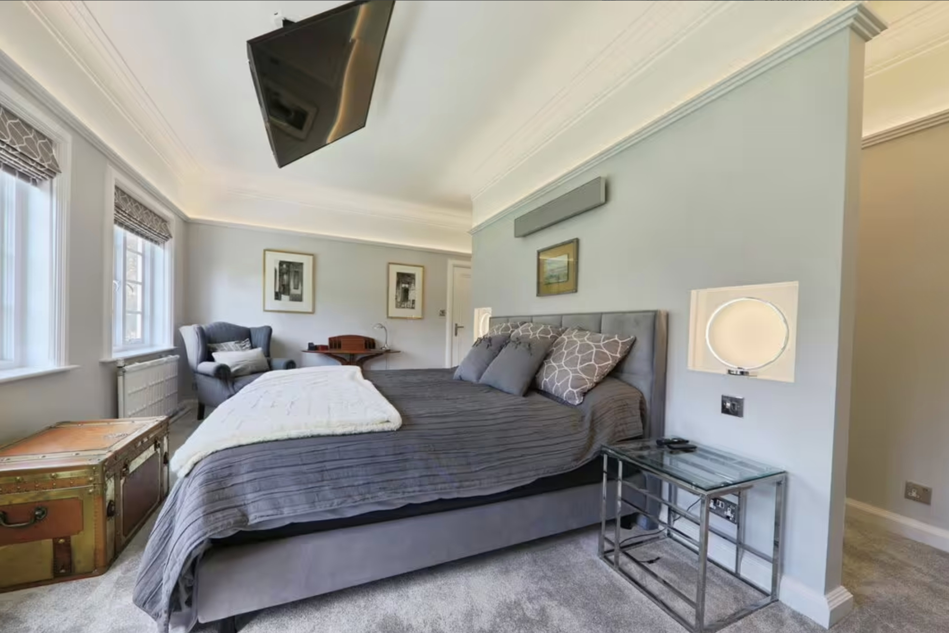 Hoàng gia Anh ráo bán biệt thự giá hơn 45 tỷ đồng- Ảnh 3.