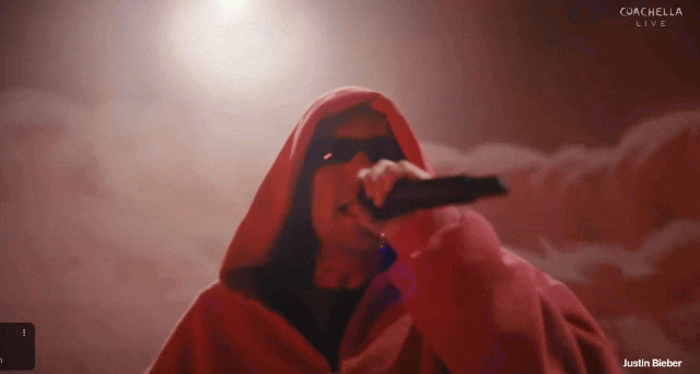 1775978985 269 Ca trieu nguoi huong ve Coachella 2026 xem Justin Bieber