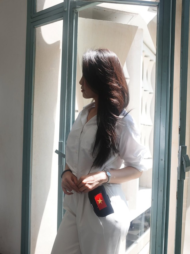 Áo sơ mi trắng, 'chìa khóa' biến hóa đa phong cách cho nàng hiện đại- Ảnh 8.