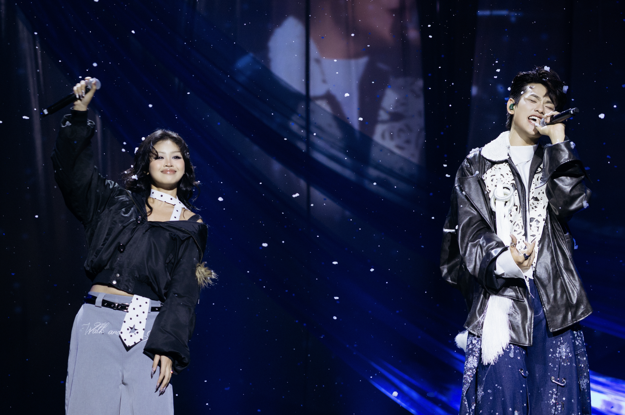 1775987076 774 10 nam di hat cua buitruonglinh goi gon trong 4