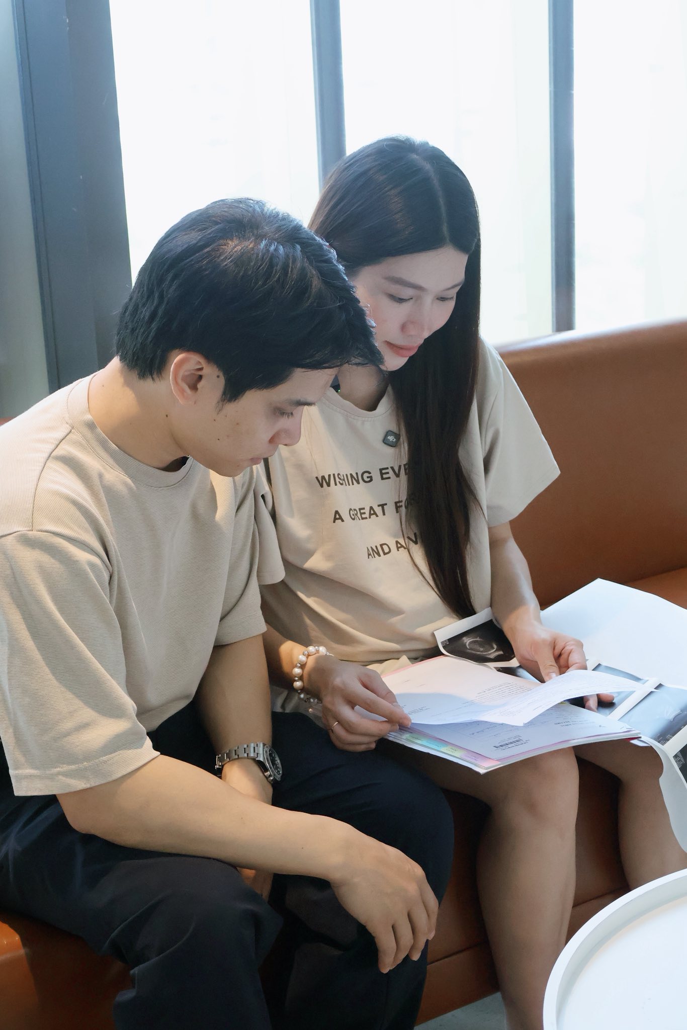 Á hậu Chế Nguyễn Quỳnh Châu vừa sinh con 3 ngày đã đi sự kiện?- Ảnh 4.