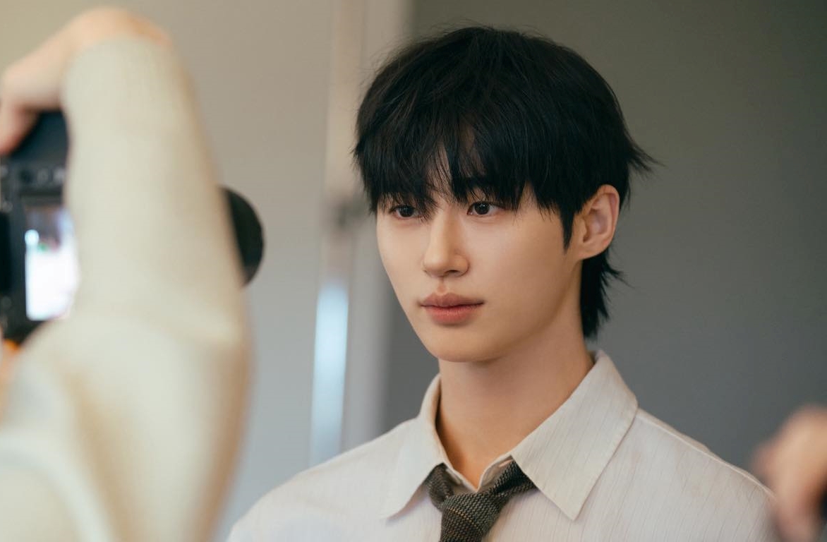 Sao mỹ nam này được gọi là diễn viên hay vậy: Đơ như robot đang cố thể hiện cảm xúc, có mỗi cái miệng là biết cử động- Ảnh 8.