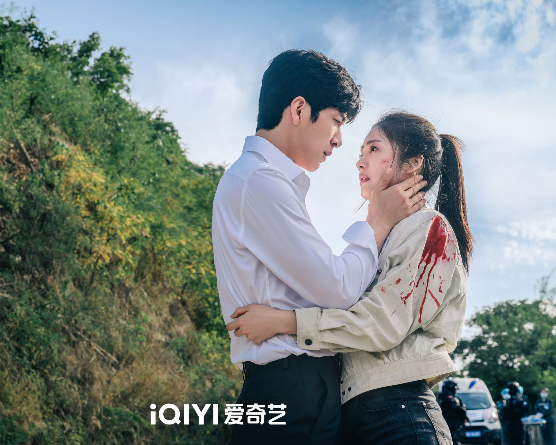 Xuất hiện cảnh hôn đẹp nhất phim Trung Quốc: Cặp chính đẹp như thơ nhưng netizen vẫn điên tiết vì 1 lý do- Ảnh 2.