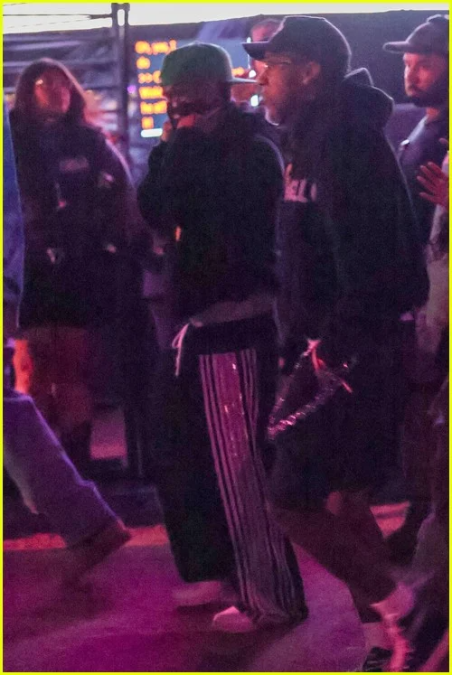 1776013396 197 Tap doan sao tray hoi xem Justin Bieber dien o