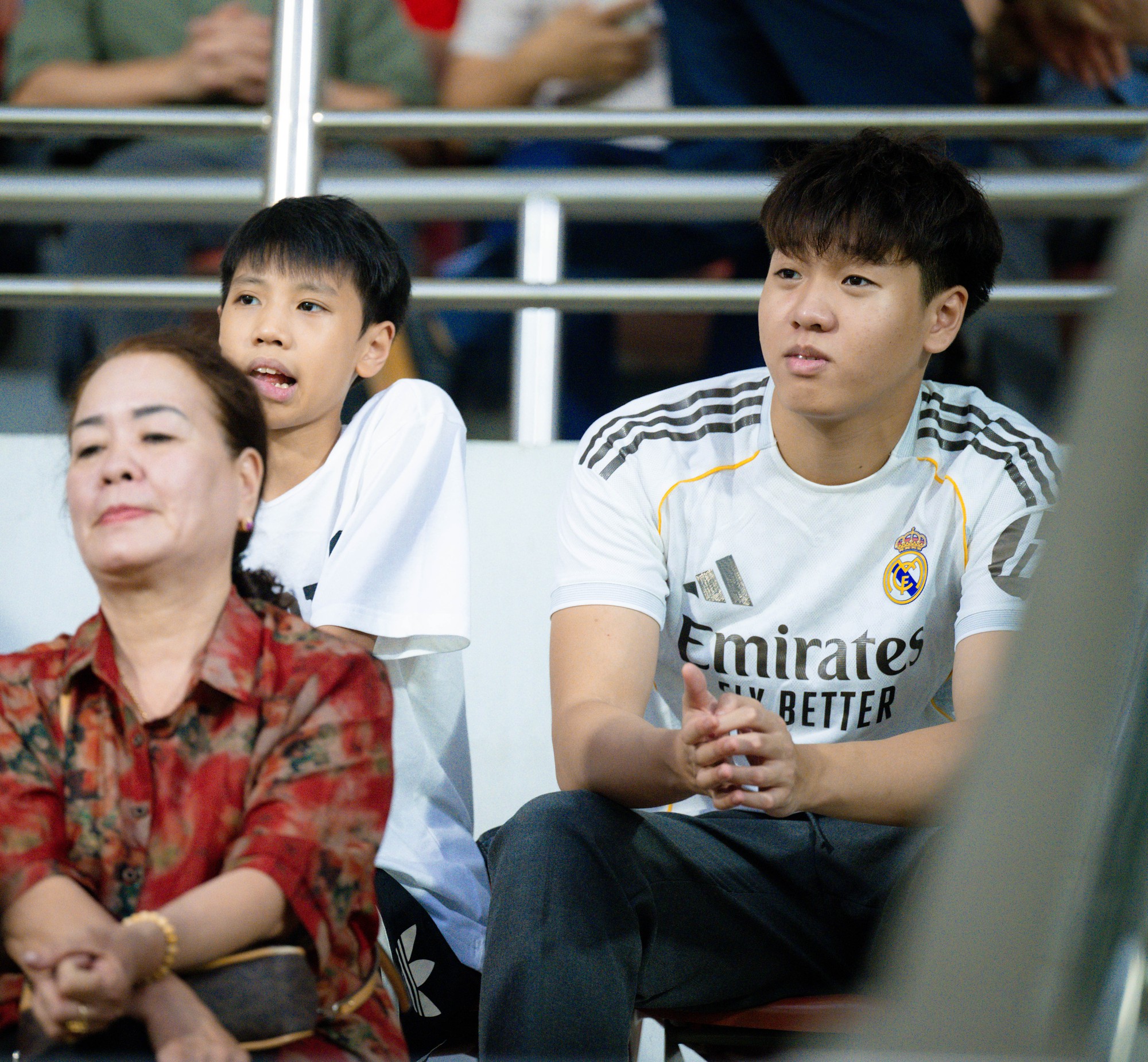 1776039009 848 Hai em trai cuc pham cua Doan Hai My do