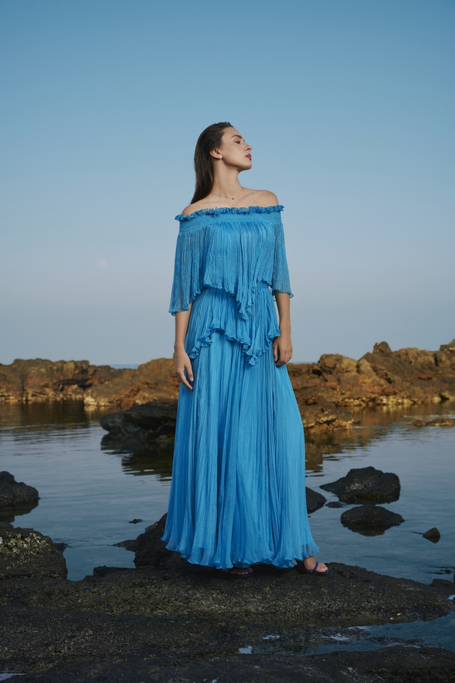 Váy loang màu tươi sáng dẫn dắt xu hướng thời trang resort 2026- Ảnh 8.