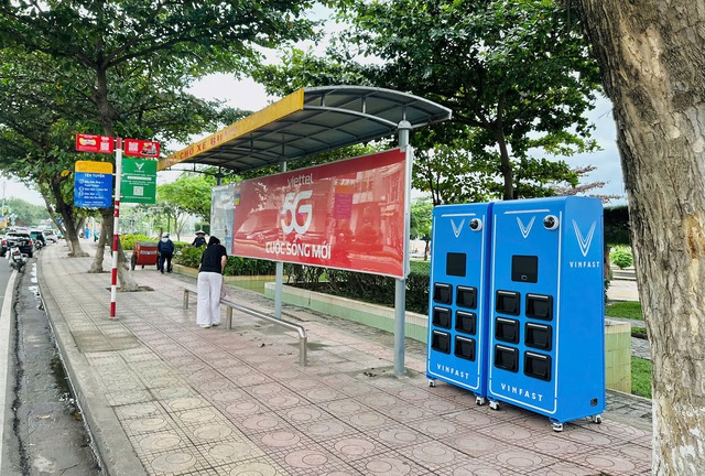 TP.HCM đặt 'deadline' 20 ngày nữa sẽ có 3.000 tủ đổi pin xe điện  - Ảnh 1.