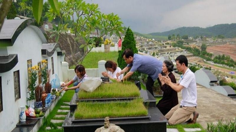 Đi tảo mộ Thanh Minh: 3 loại quả không mang, 1 vật hạn chế cúng- Ảnh 1.