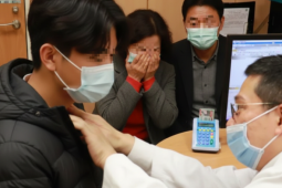 3 người trong nhà cùng phát hiện u tuyến giáp: 2 sai lầm của người mẹ khiến ai cũng giật mình