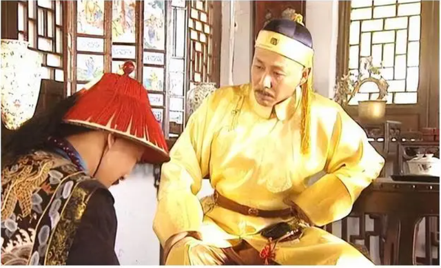 Khang Hy lần đầu dùng sôcôla và đọc hướng dẫn hơn 900 chữ rồi nói 3 từ khiến quần thần run sợ giữa triều- Ảnh 1.