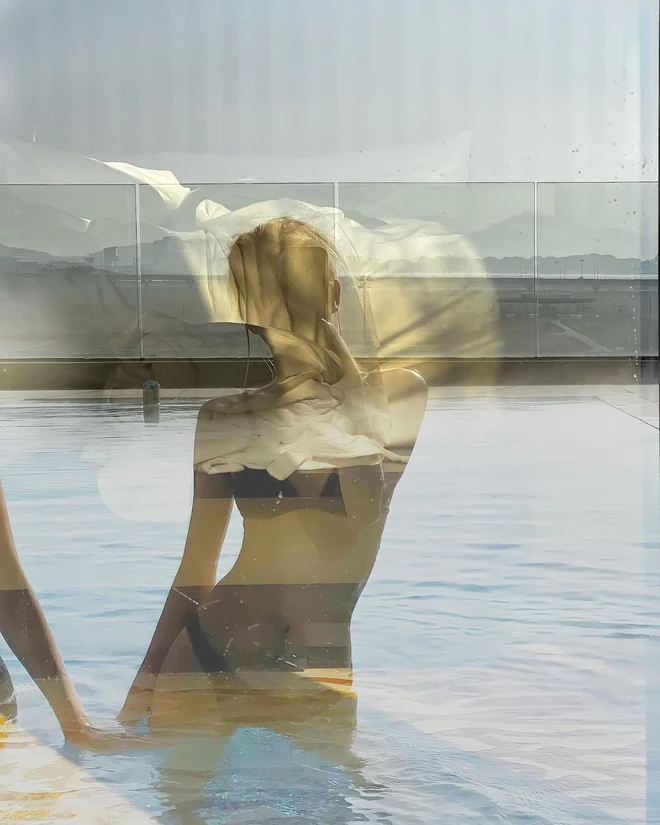 BLACKPINK mặc bikini: Lisa - Jennie cháy vô tận, Jisoo 10 năm vẫn là 