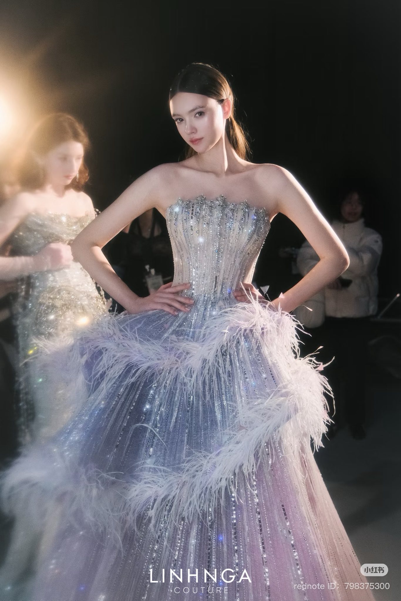 BST váy đẹp như tiên đang khiến con gái Tây - Ta đồng loạt 