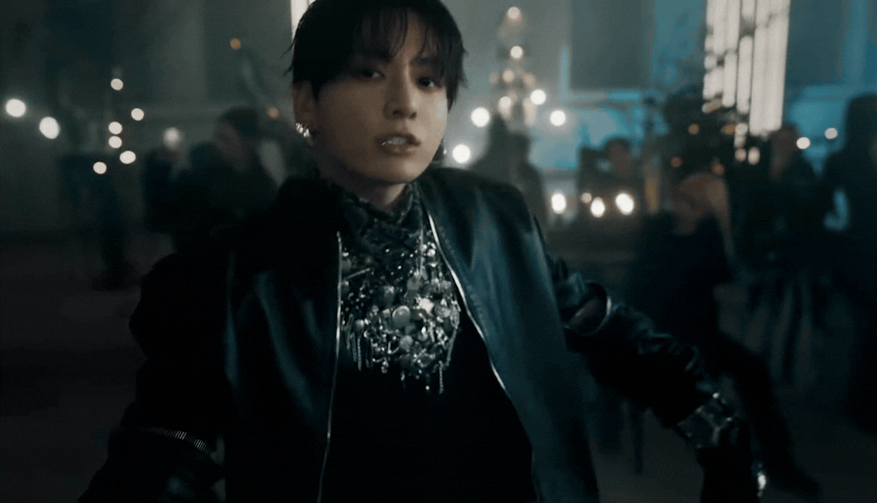 BTS rat dep trai nhung van bi my nu chan