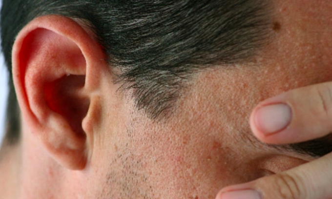 Chóng mặt là biểu hiện của nhiều bệnh lý. Ảnh: Heartbreak