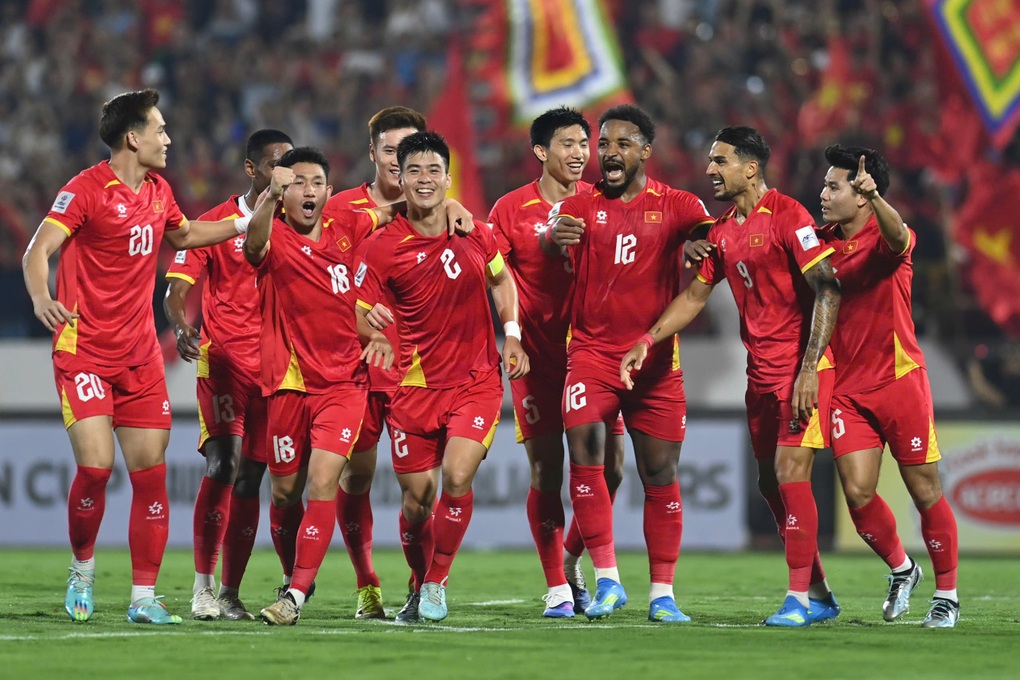 Báo Malaysia: Chúng ta thua tuyển Việt Nam từ trước khi bóng lăn - 1