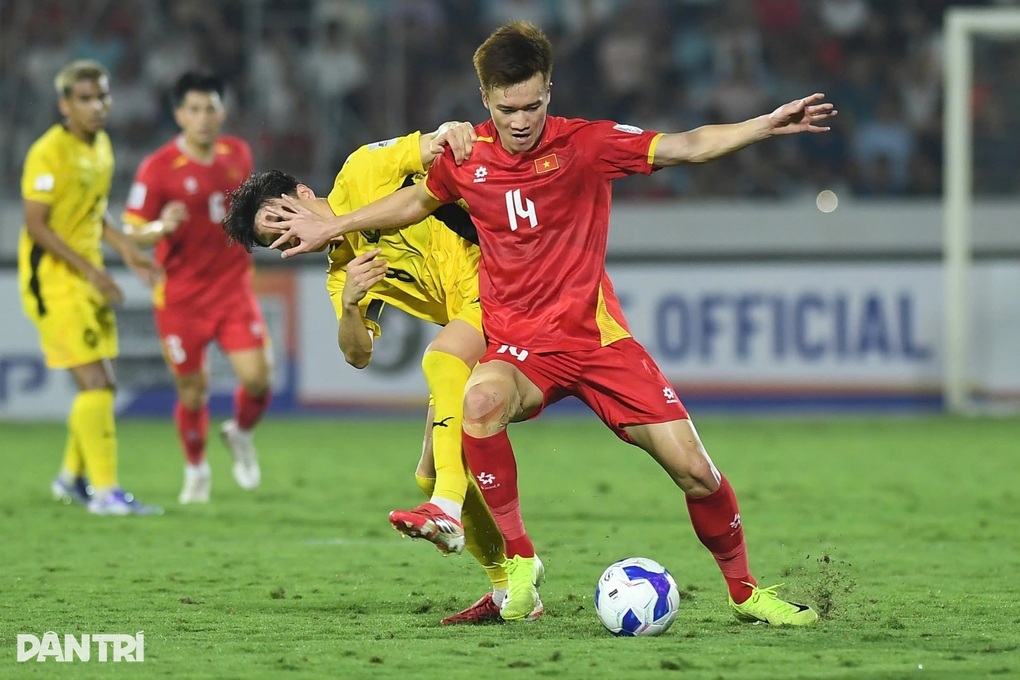 Báo Malaysia nói về ý kiến đội nhà phải nhập tịch mới thắng tuyển Việt Nam - 1