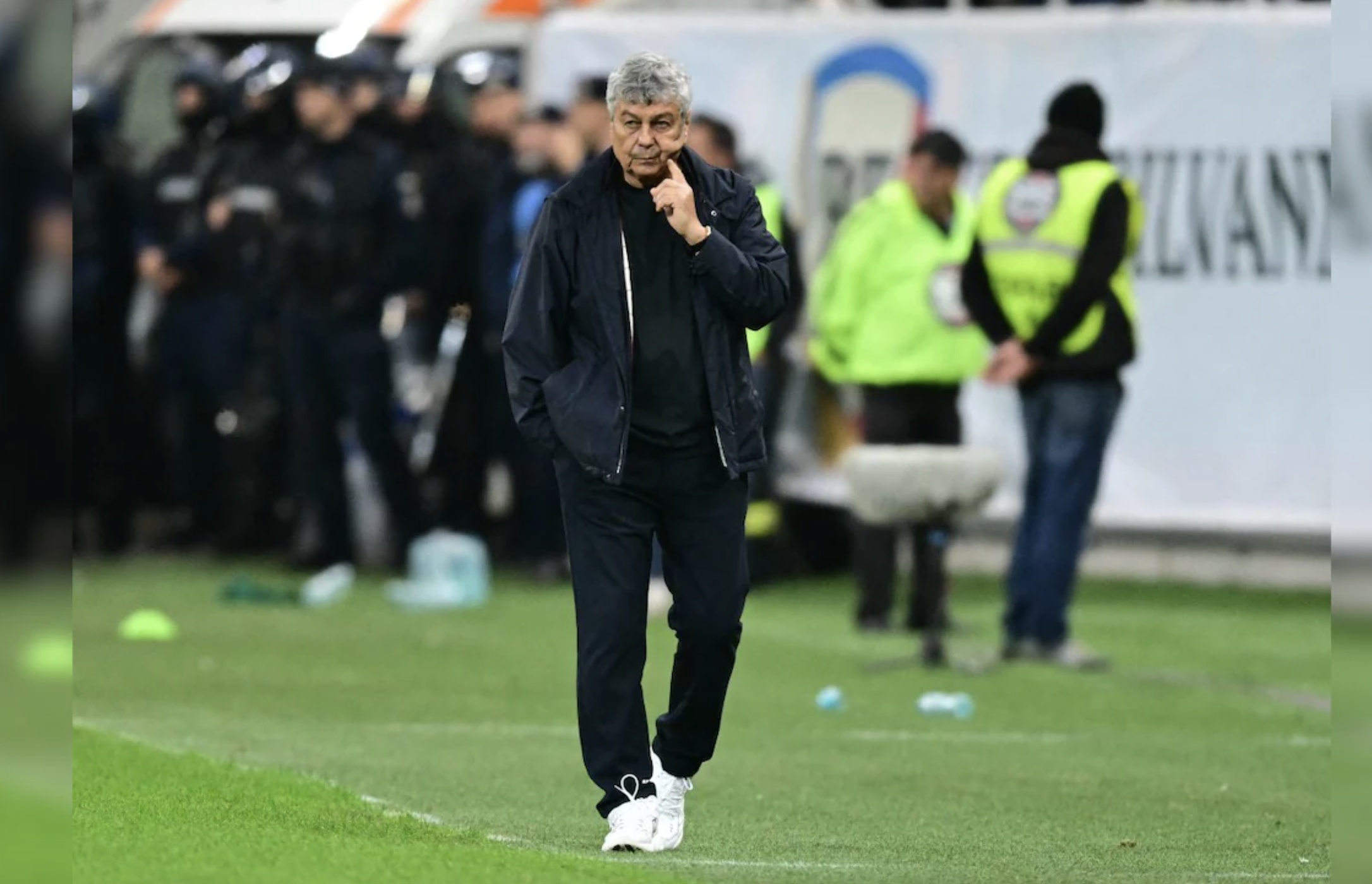 Bóng đá Romania tiếc thương "phù thủy" Mircea Lucescu 1 Bóng đá Romania tiếc thương