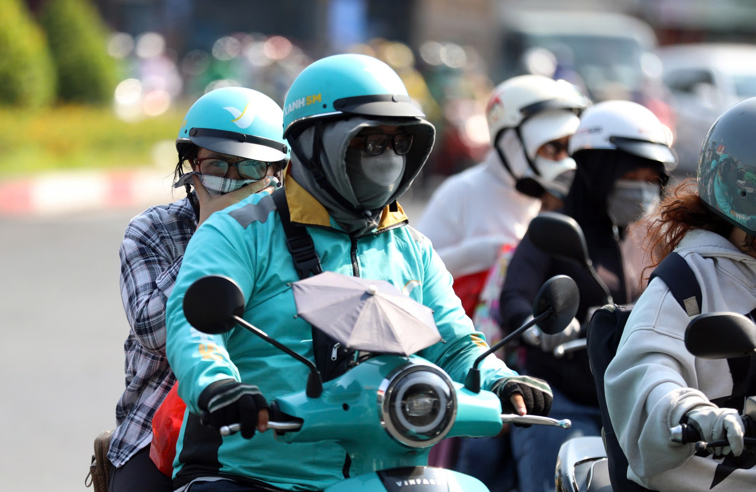 Cả nước nắng nóng như đổ lửa- Ảnh 1.