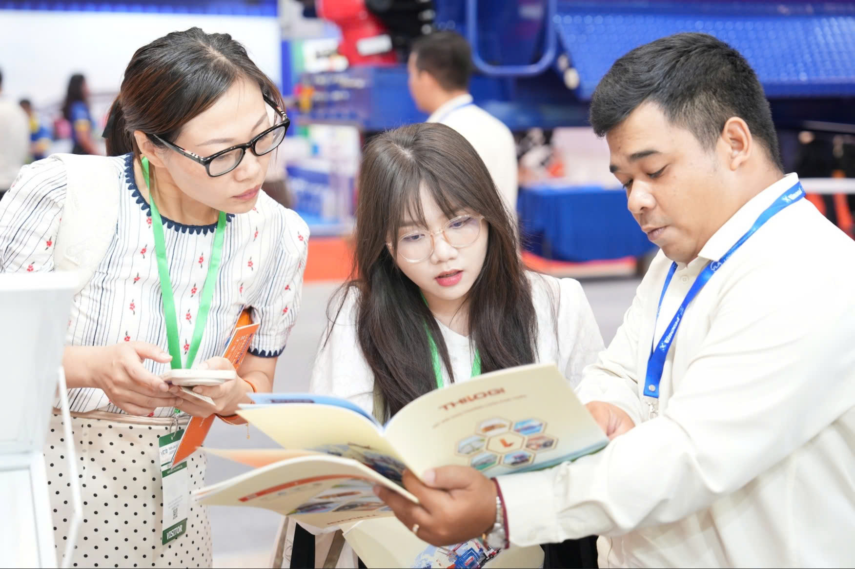 CHỦ ĐỘNG VIỆC LÀM THỜI AI (*): Cần theo xu hướng mới - Ảnh 1.