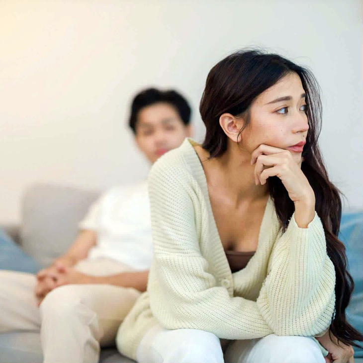 Càng lớn tuổi, càng có địa vị trong xã hội vợ chồng càng khó chia sẻ, nói chuyện với nhau? - Ảnh 1.