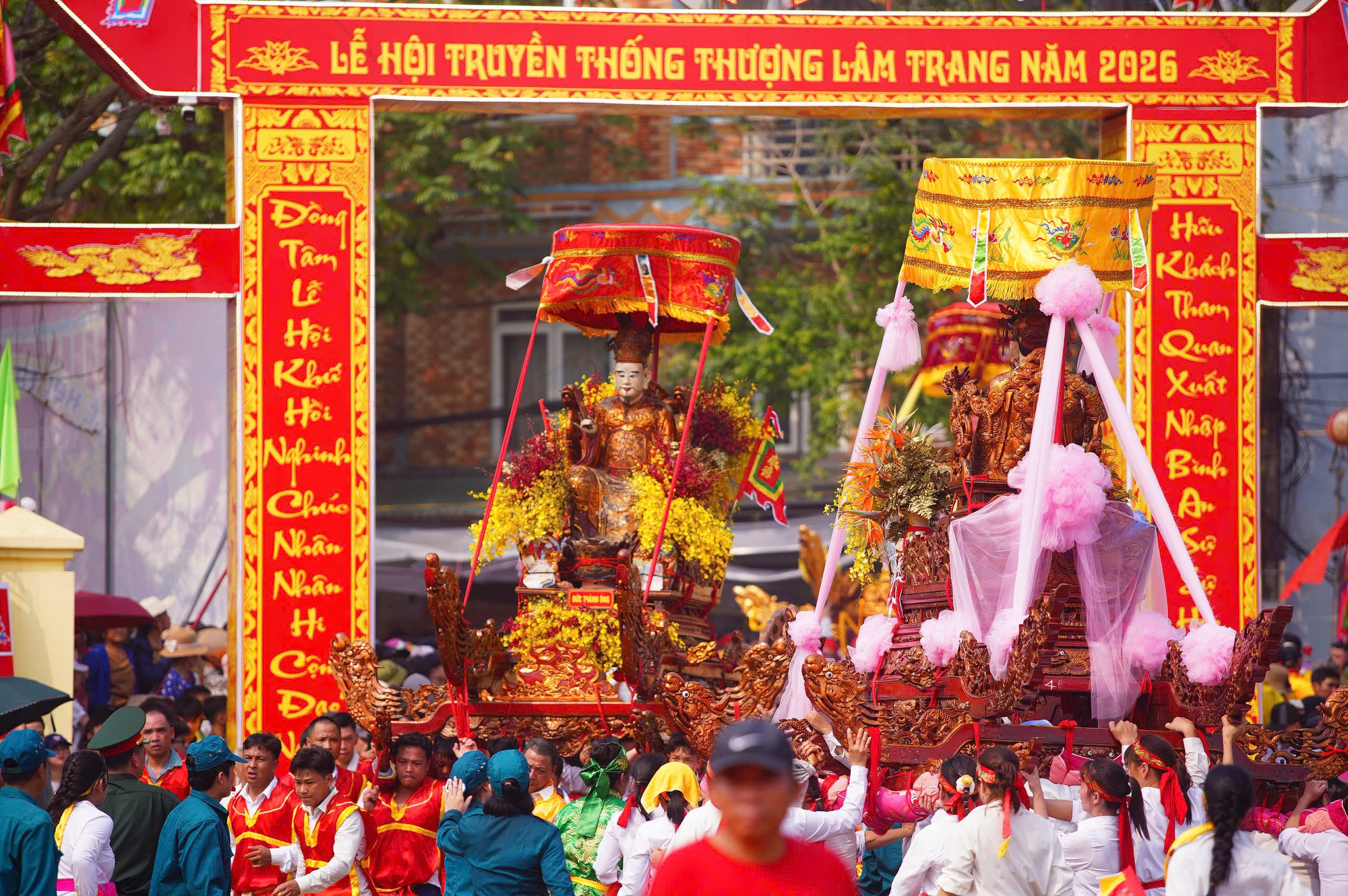 Cảnh tượng cuối tuần tại ngoại thành Hà Nội, nhiều người nhận xét: Cảnh tượng cuối tuần tại ngoại thành Hà Nội, nhiều người nhận xét: