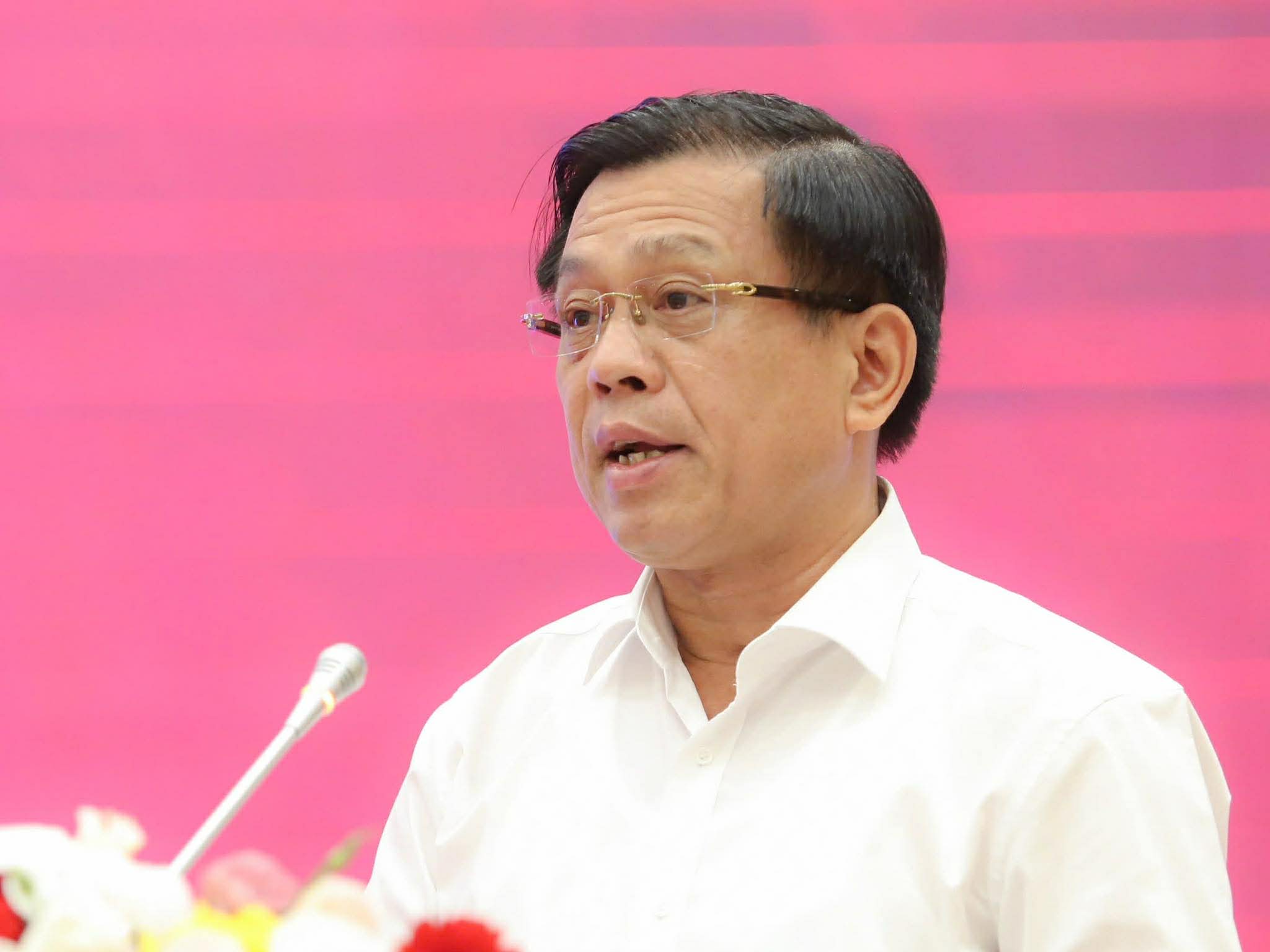 Chi 20 tỉ 'bôi trơn', vì sao doanh nghiệp xuất khẩu lao động không bị truy cứu tội đưa hối lộ? - Ảnh 1.