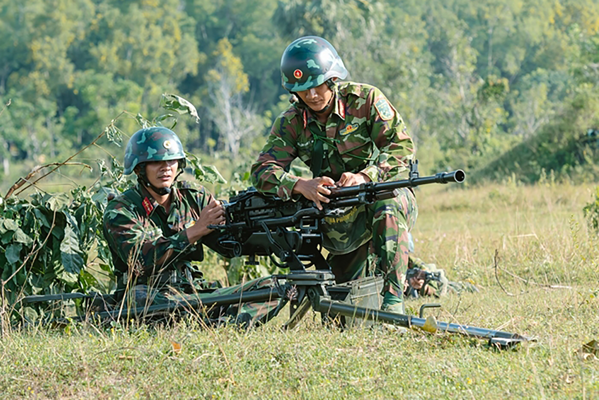HUÂN CHƯƠNG - Ảnh 1.