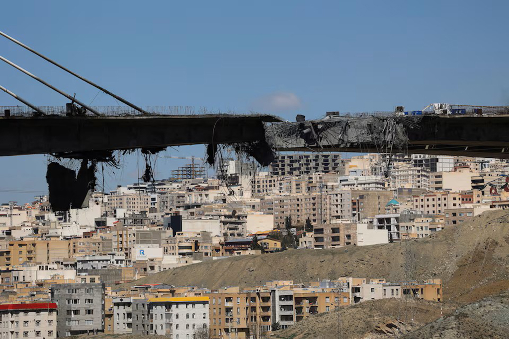 Chọn lựa của Tổng thống Trump trước thách thức hạt nhân Iran 1 Chọn lựa của Tổng thống Trump trước thách thức hạt nhân Iran - Ảnh 1.