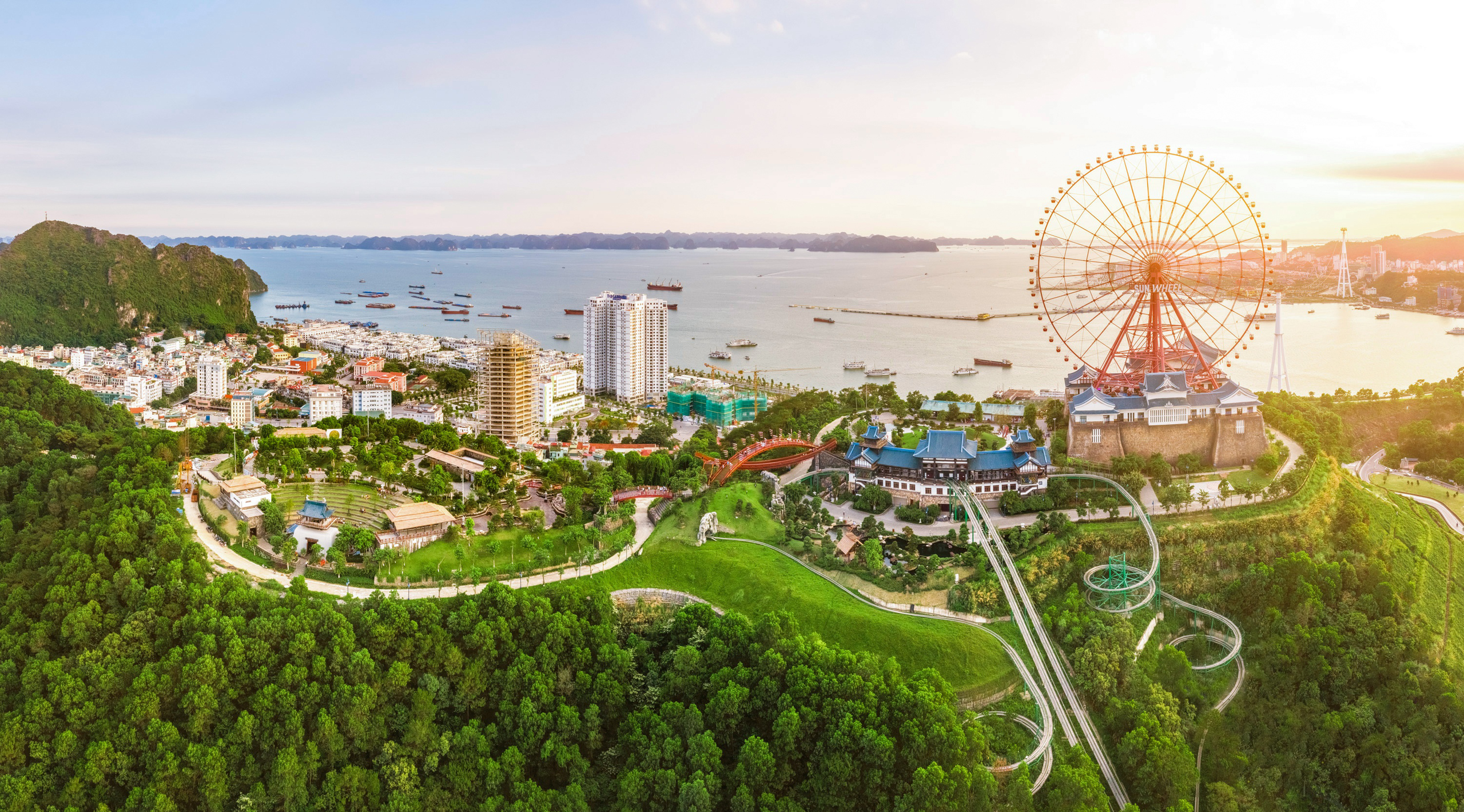 Chủ khu vui chơi Sun World Hạ Long bất ngờ tăng vốn gần gấp 3 lần, đạt trên 27.000 tỉ đồng 1 Sun Hạ Long - Ảnh 1.