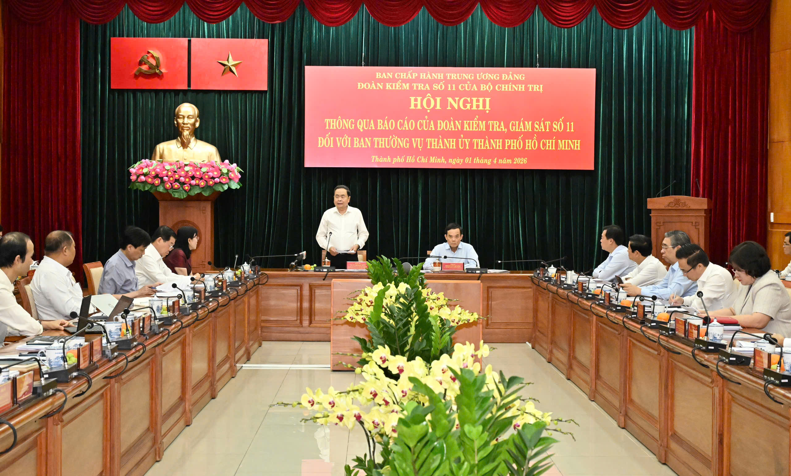 TPHCM cần phát huy 5 lợi thế để tháo gỡ dự án tồn đọng năm 2026 - Ảnh 1.