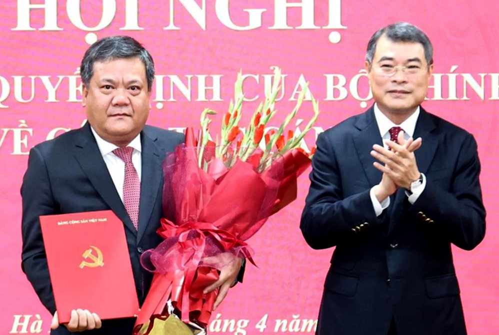 Chuẩn y ông Trần Phong làm Bí thư Tỉnh ủy Khánh Hòa nhiệm kỳ 2025-2030 1 Chuẩn y ông Trần Phong làm Bí thư Tỉnh ủy Khánh Hòa nhiệm kỳ 2025-2030 - Ảnh 1.