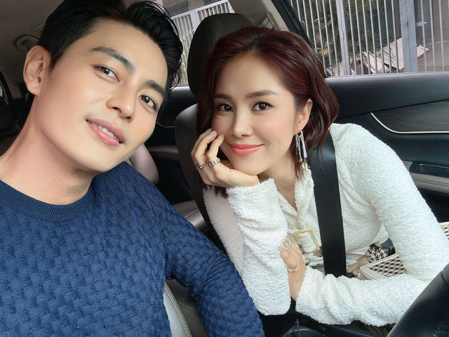 Chụp ảnh cùng bạn diễn kém tuổi, Lê Phương vẫn trẻ đẹp ở tuổi 41 - 1