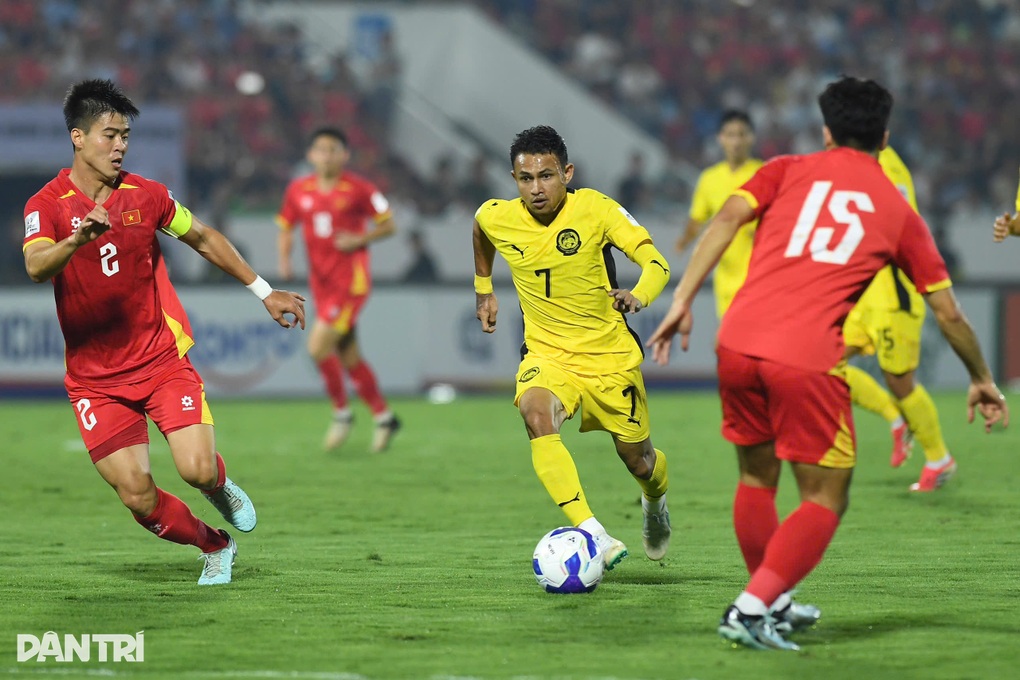 Chuyên gia nói thẳng lý do Malaysia “dưới cơ” tuyển Việt Nam - 1
