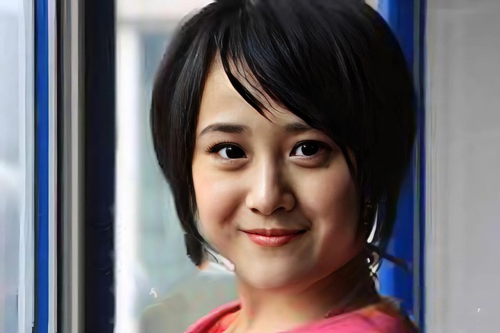 Hầu Lỗi vẫn giữ được nhan sắc xinh đẹp.