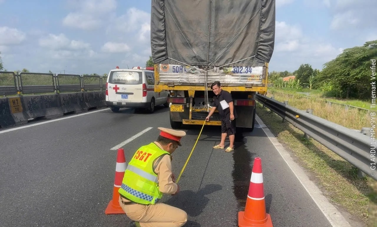 Cục CSGT hướng dẫn xử lý khi gặp sự cố trên cao tốc - Ảnh 3.