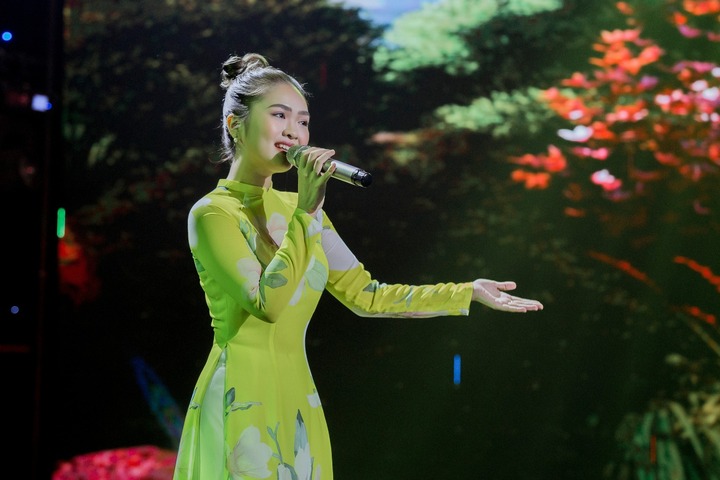 Cuoc song nhieu on ao cua quan quan Giong hat