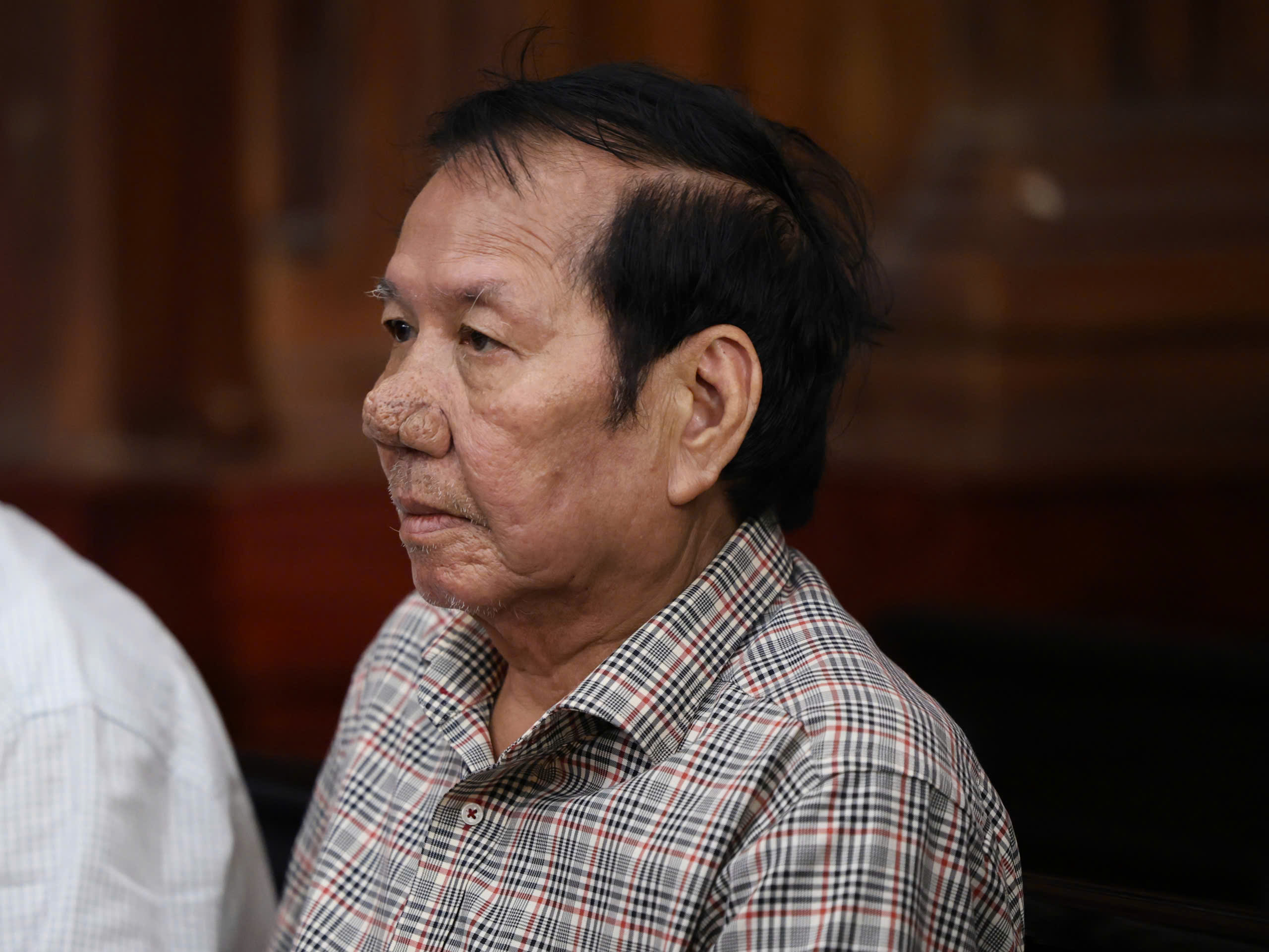 Cựu chủ tịch VRG bị đề nghị mức án nghiêm khắc 1 Đề nghị mức án nghiêm khắc đối với các cựu lãnh đạo VRG trong vụ sai phạm tại