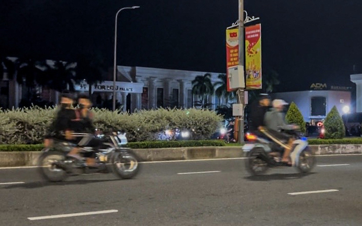 Đà Nẵng sẽ xử nghiêm thanh thiếu niên tụ tập, gây rối trên đường phố vào rạng sáng - Ảnh 2.