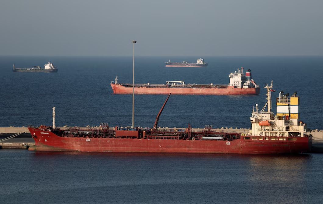 Đại sứ quán Iran phản hồi về đề nghị cho tàu thuyền Việt Nam đi qua eo biển Hormuz - Ảnh 1.