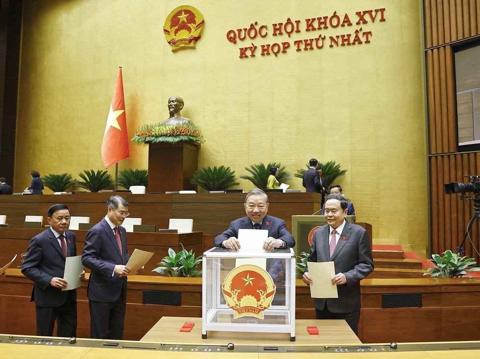 Danh sách 17 bộ trưởng, trưởng ngành của Chính phủ khóa mới - 1