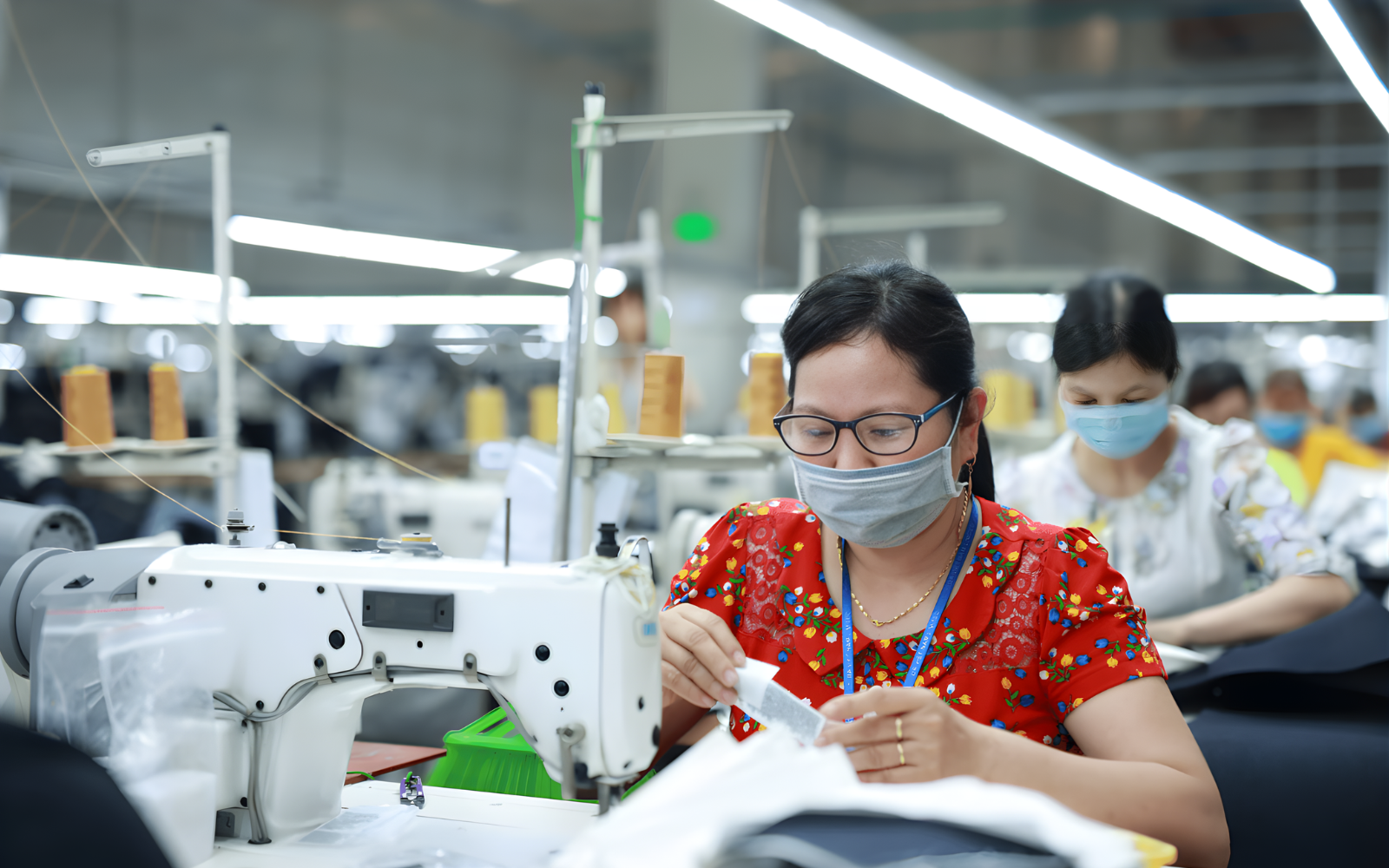 Đóng BHXH 20 năm, lương hưu chỉ 3-4 triệu: Đây là sai lầm hàng triệu phụ nữ Việt đang mắc phải- Ảnh 1.