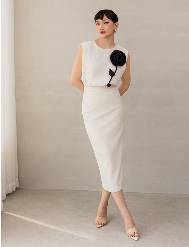 Dễ mặc, dễ đẹp khi phối đồ đồng màu 1 Dễ mặc, dễ đẹp khi diện trang phục đồng màu - Ảnh 1.