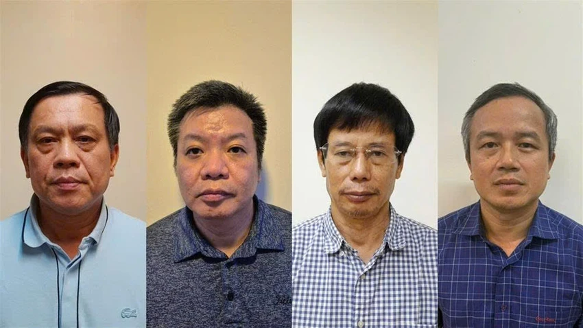 Các bị can (từ trái qua): Nguyễn Bá Hoan, Tống Hải Nam, Nguyễn Gia Liêm, Phạm Viết Hương. Ảnh: BCA Một số bị can Nguyễn Bá Hoan nhận hối lộ.jpg