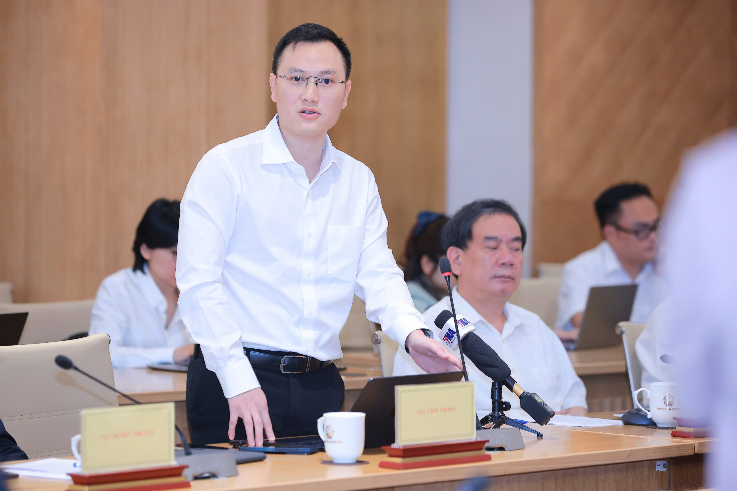 Starlink triển khai dịch vụ internet vệ tinh tại Việt Nam năm 2026 - Ảnh 1. Starlink triển khai dịch vụ internet vệ tinh tại Việt Nam năm 2026 - Ảnh 1.