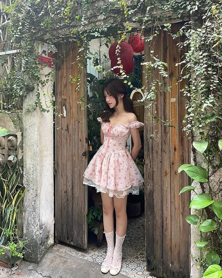 4 kiểu váy hè đang phủ sóng Instagram: Diện lên auto có ảnh xinh, nàng nào cũng mê mẩn- Ảnh 1.