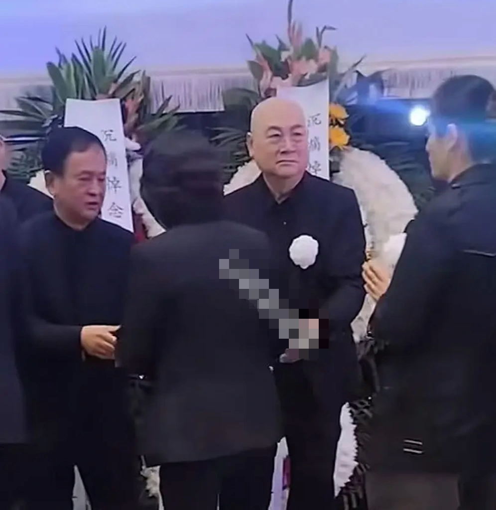 Diễn viên 'Tây Du Ký' tiễn biệt vợ của 'Đường Tăng' Trì Trọng Thụy 1 Diễn viên 'Tây Du Ký' tiễn biệt vợ của 'Đường Tăng' Trì Trọng Thụy - Ảnh 1.