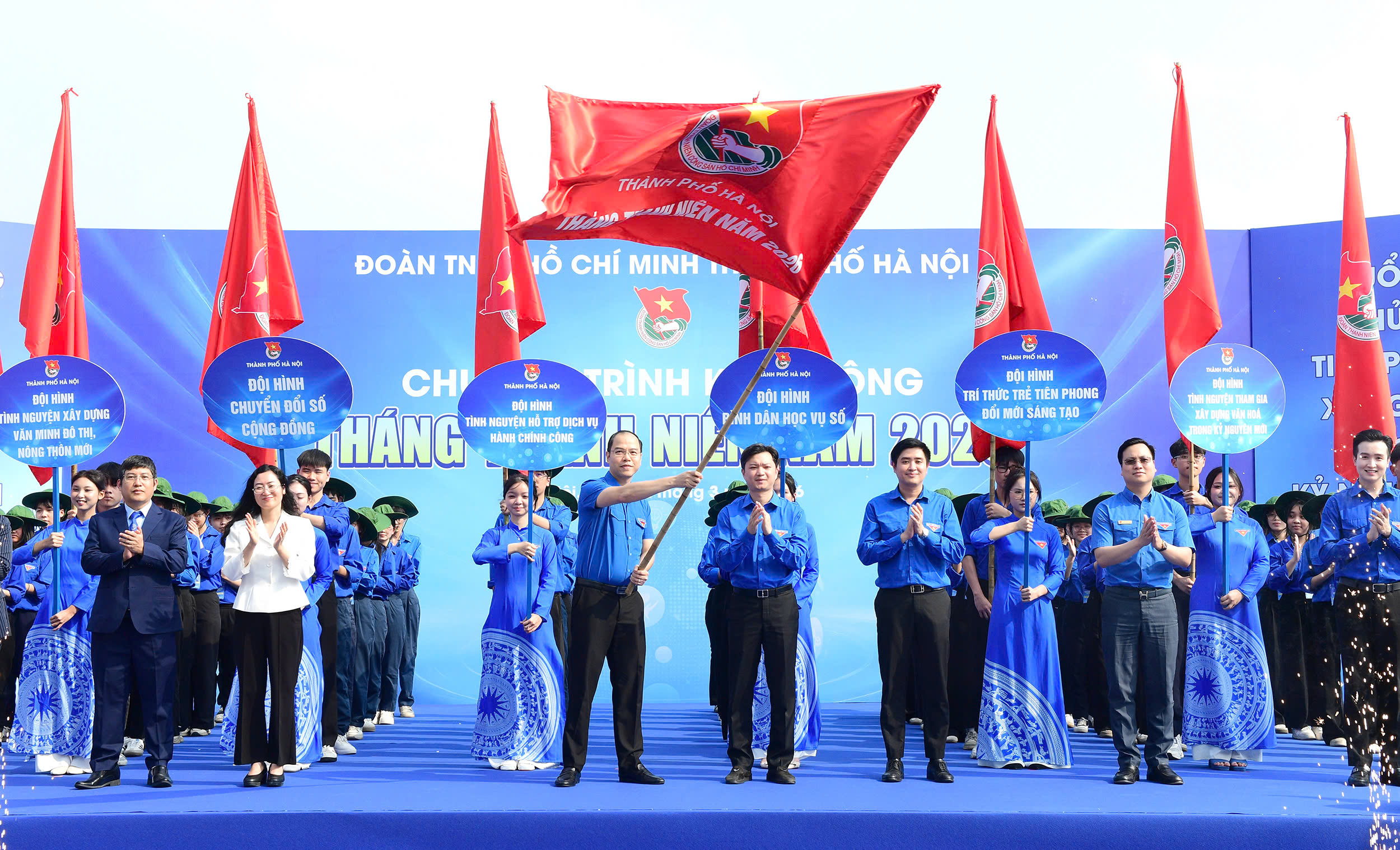 Đổi mới công tác chính trị thanh niên trong kỷ nguyên số 2026 - Ảnh 1. Đổi mới công tác chính trị thanh niên trong kỷ nguyên số 2026 - Ảnh 1.