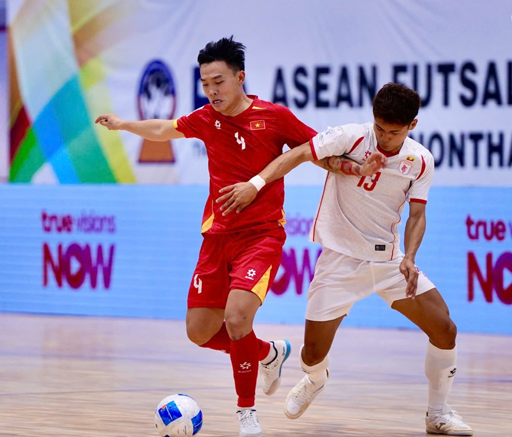 Đội tuyển futsal Việt Nam ra quân thắng lợi- Ảnh 1.