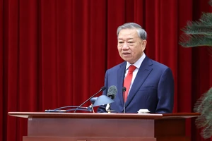 Tổng Bí thư ký kết luận Hội nghị Trung ương 2 về thực hiện mục tiêu tăng trưởng hai con số