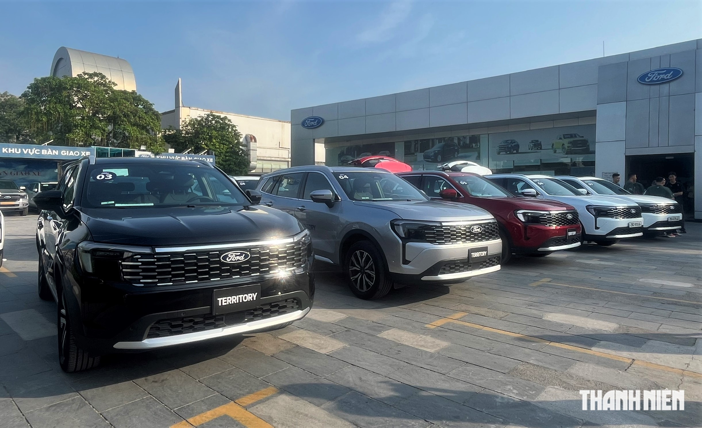 Ford Territory giảm giá còn 739 triệu, cuộc đua ở phân khúc crossover cỡ trung càng 'nóng' 1 Ford Territory giảm giá còn 739 triệu, cuộc đua ở phân khúc crossover cỡ trung càng “nóng” - Ảnh 1.